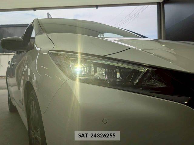 Nissan LEAF 2021-08 6245014-25
