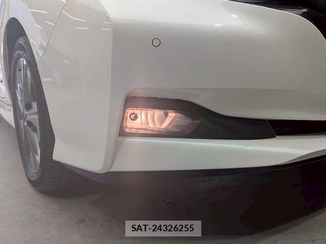 Nissan LEAF 2021-08 6245014-26