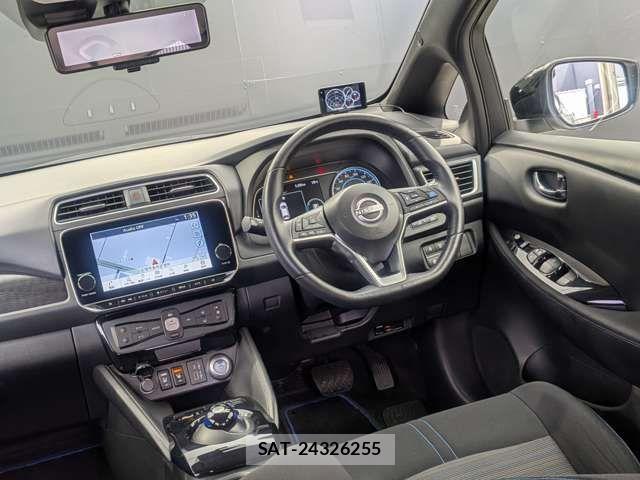 Nissan LEAF 2021-08 6245014-3