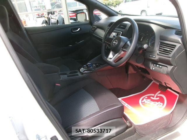Nissan LEAF 2022-04 6499191-1