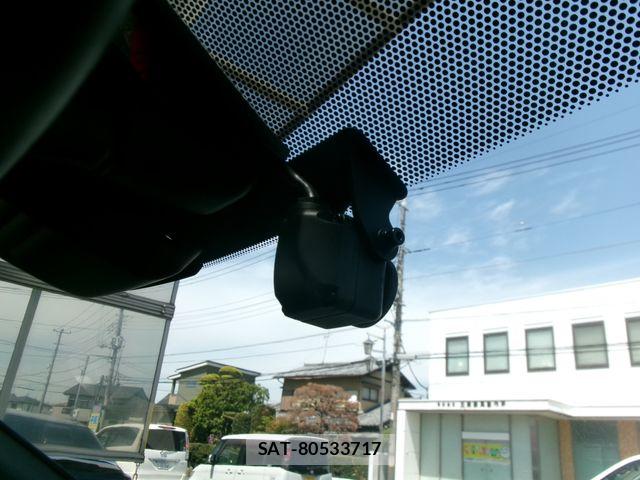 Nissan LEAF 2022-04 6499191-23
