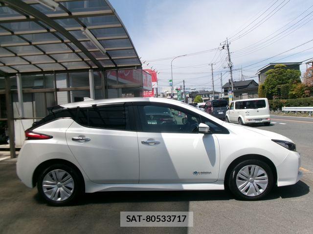 Nissan LEAF 2022-04 6499191-3