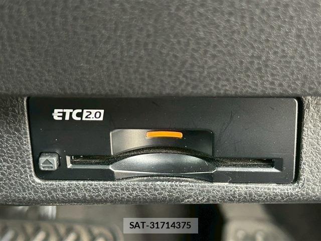 Nissan LEAF 2021-07 6676604-25