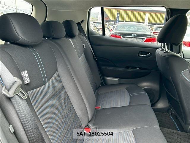 Nissan LEAF 2019-02 6791198-14