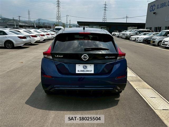 Nissan LEAF 2019-02 6791198-6