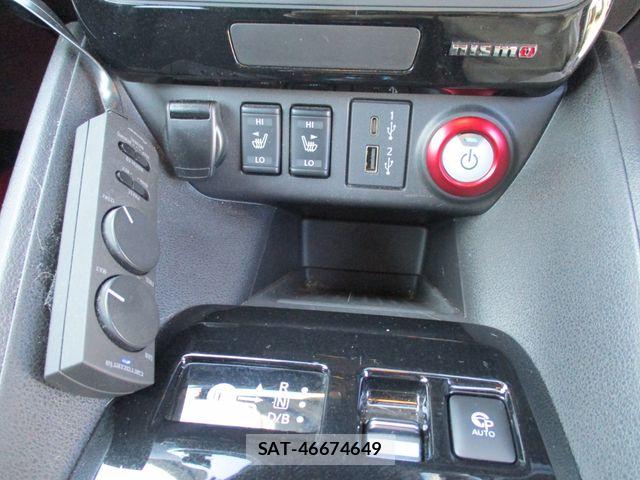 Nissan LEAF 2020-10 6815636-17