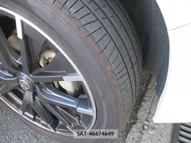 Nissan LEAF 2020-10 6815636-22