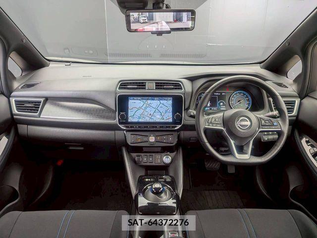 Nissan LEAF 2021-09 6815643-4