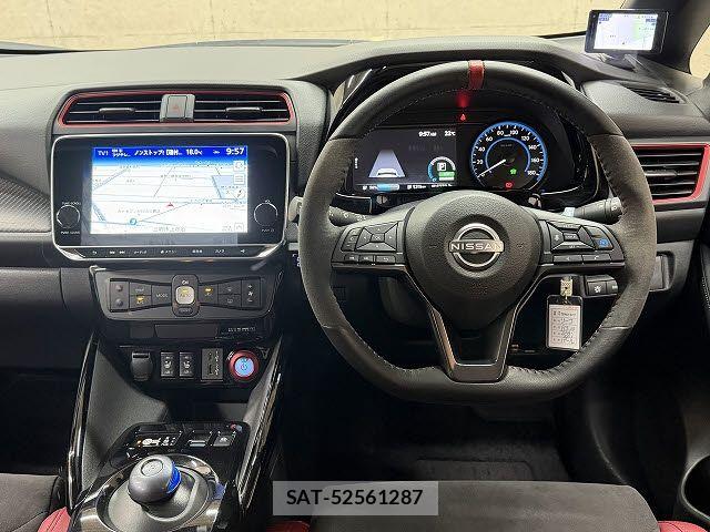Nissan LEAF 2021-10 6907391-1