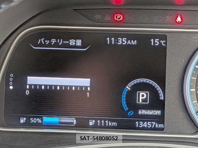 Nissan LEAF 2019-06 6907396-16