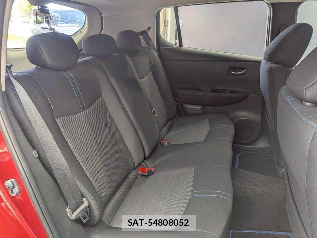 Nissan LEAF 2019-06 6907396-20