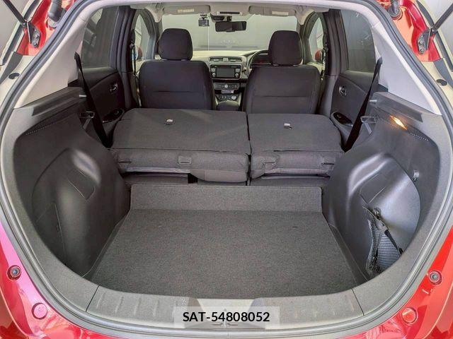 Nissan LEAF 2019-06 6907396-23