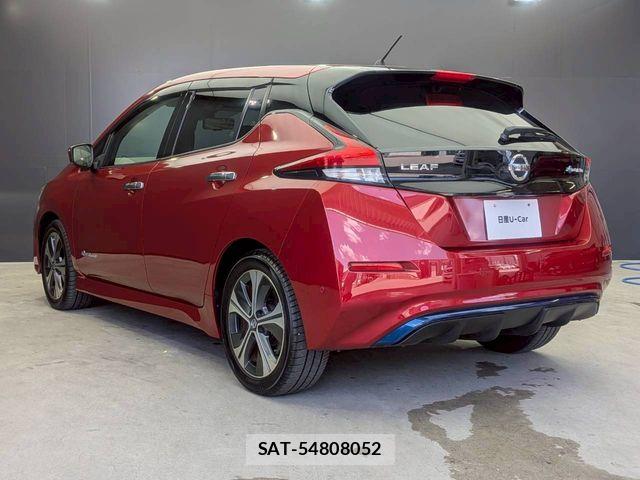 Nissan LEAF 2019-06 6907396-29