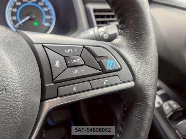 Nissan LEAF 2019-06 6907396-4