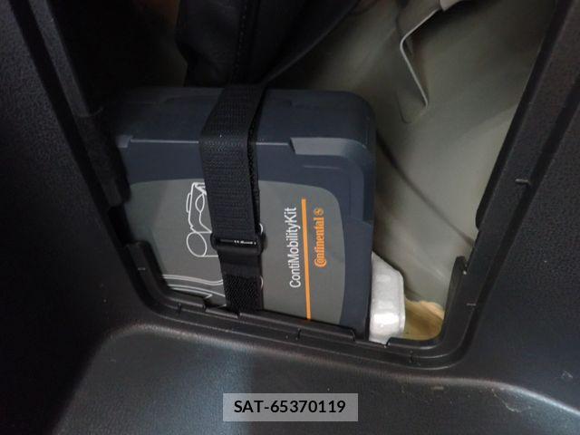 Nissan LEAF 2022-03 6994794-24