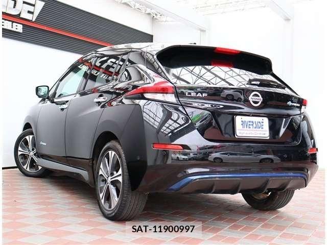 Nissan LEAF 2018-06 6994793-29