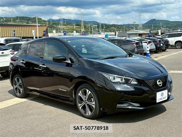 Nissan LEAF 2022-03 7020732-4