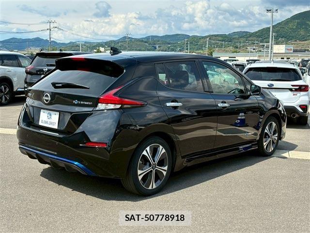 Nissan LEAF 2022-03 7020732-5