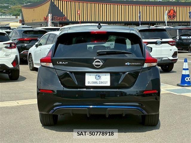 Nissan LEAF 2022-03 7020732-6