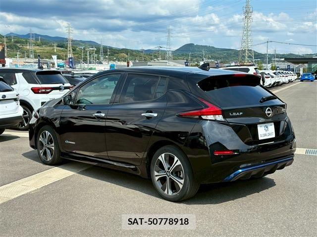 Nissan LEAF 2022-03 7020732-7