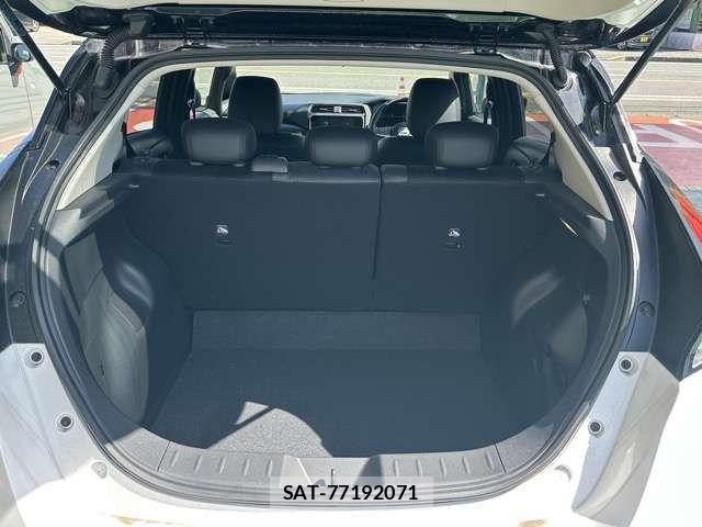 Nissan LEAF 2024-09 7059164-11