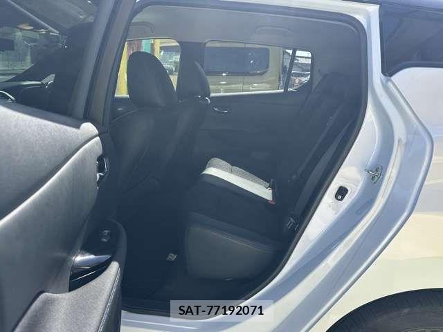 Nissan LEAF 2024-09 7059164-5