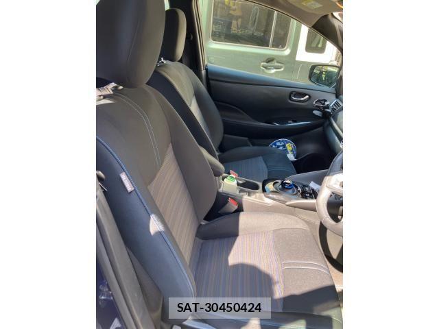 Nissan LEAF 2021-08 7059170-9