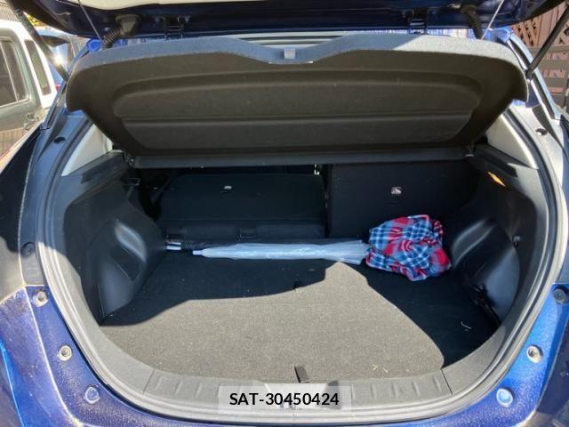 Nissan LEAF 2021-08 7059170-14