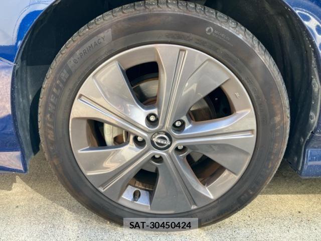 Nissan LEAF 2021-08 7059170-4