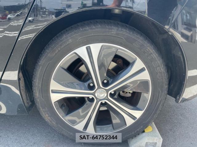 Nissan LEAF 2018-11 7198701-6