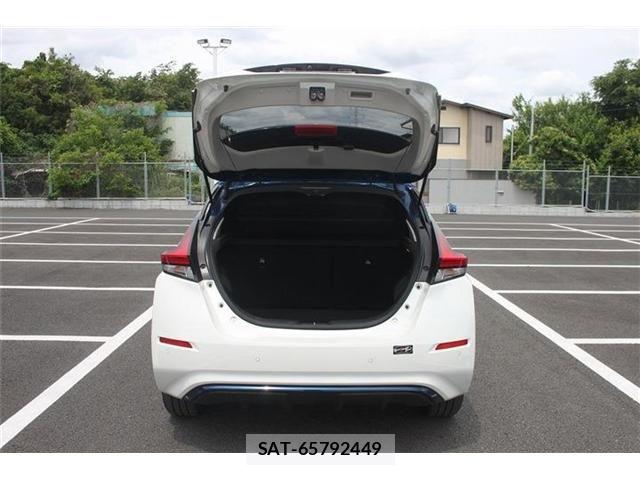 Nissan LEAF 2021-04 7220682-23