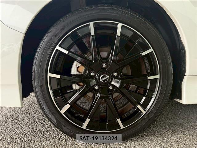 Nissan LEAF 2022-06 7220688-11