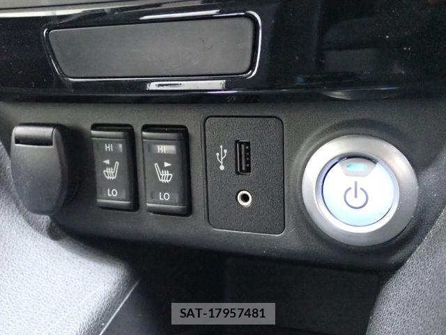 Nissan LEAF 2018-11 7220686-19