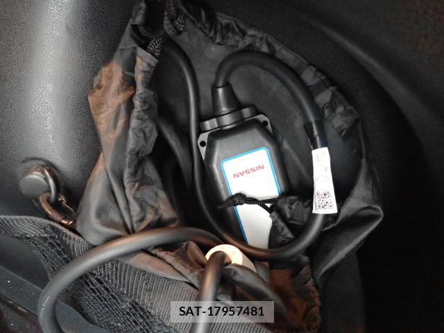 Nissan LEAF 2018-11 7220686-24