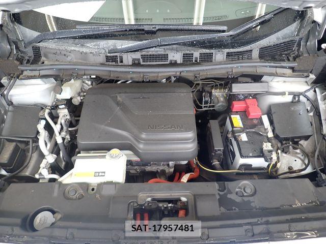 Nissan LEAF 2018-11 7220686-25