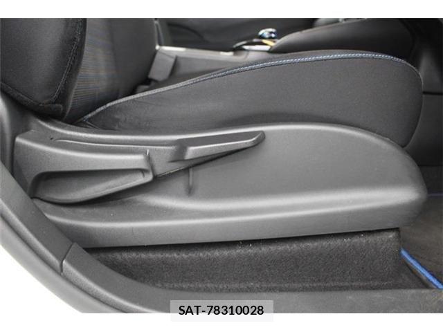 Nissan LEAF 2020-09 7220685-25