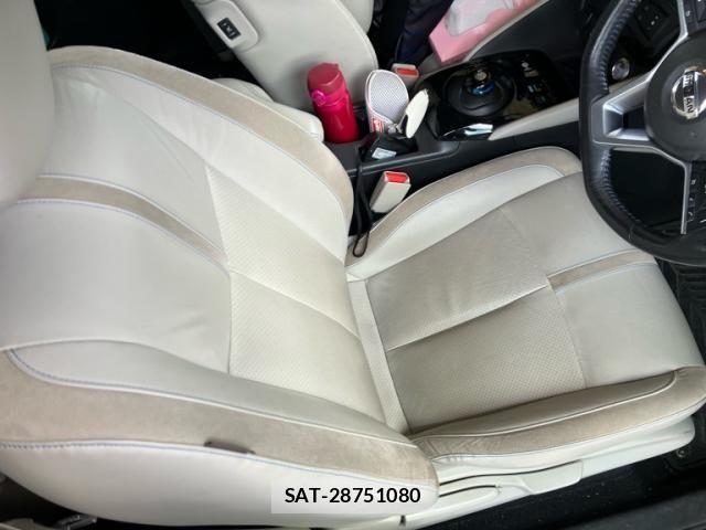 Nissan LEAF 2018-01 7220681-15