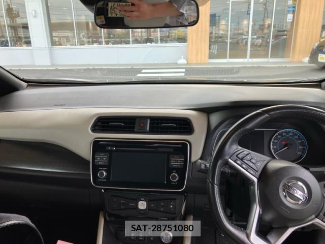 Nissan LEAF 2018-01 7220681-18