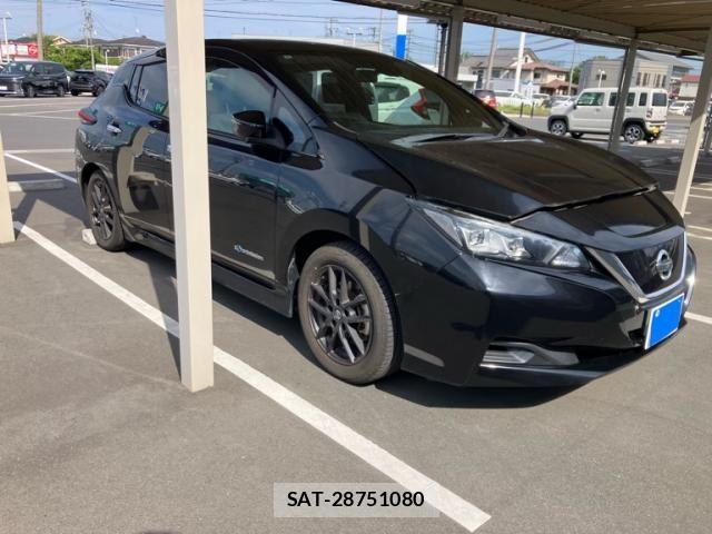 Nissan LEAF 2018-01 7220681-1