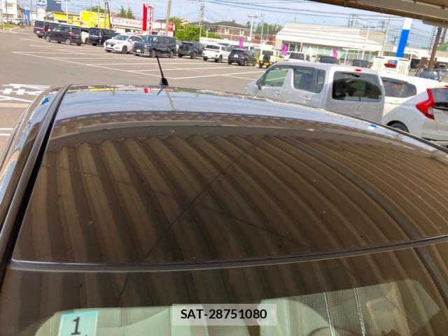 Nissan LEAF 2018-01 7220681-3