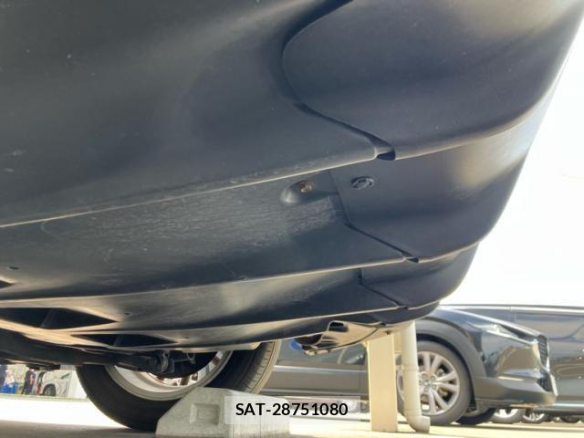 Nissan LEAF 2018-01 7220681-7