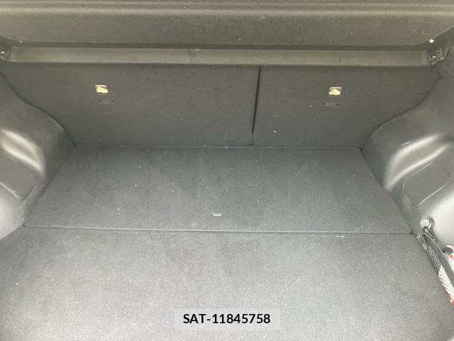 Nissan LEAF 2018-01 7220680-14