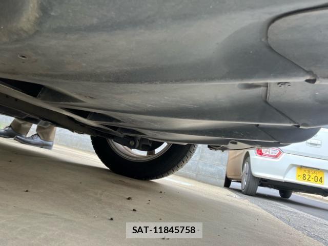 Nissan LEAF 2018-01 7220680-5