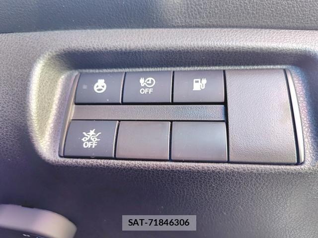 Nissan LEAF 2021-11 7251261-23