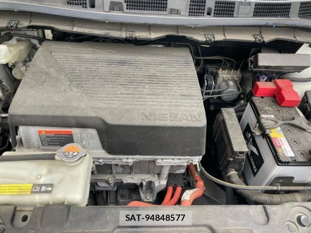 Nissan LEAF 2019-03 7251265-9