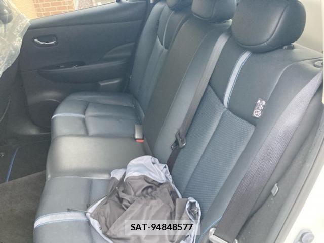 Nissan LEAF 2019-03 7251265-5