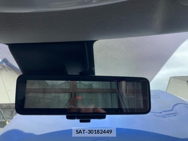 Nissan LEAF 2021-07 7251257-21