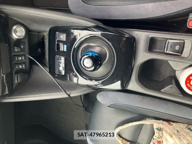 Nissan LEAF 2019-01 7251270-18