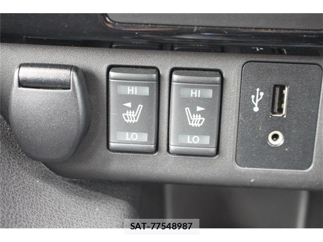 Nissan LEAF 2018-12 7251263-6