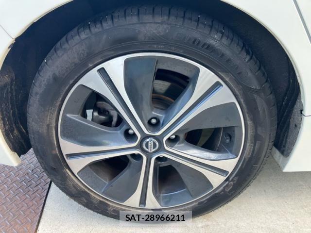 Nissan LEAF 2019-09 7251264-5